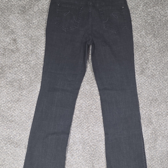 Elegant Black Straight Leg Women's Jeans - Picture 4 of 5